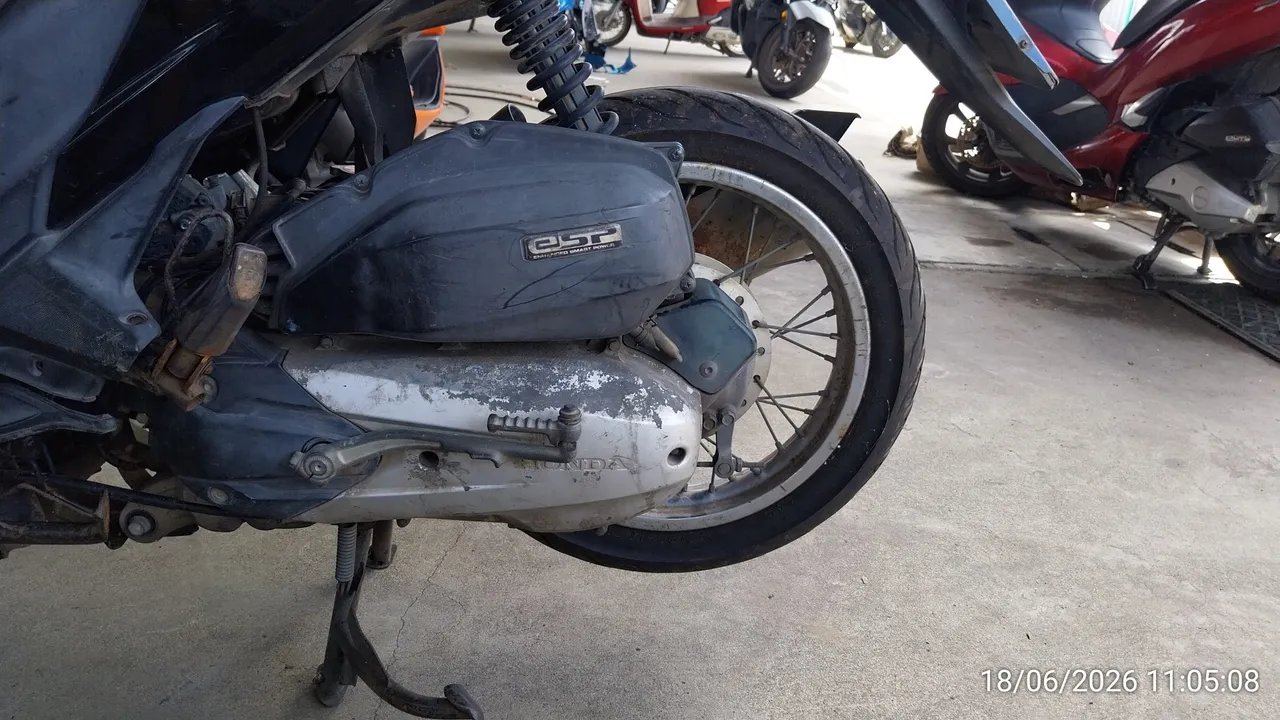 2011 Honda Click – 12