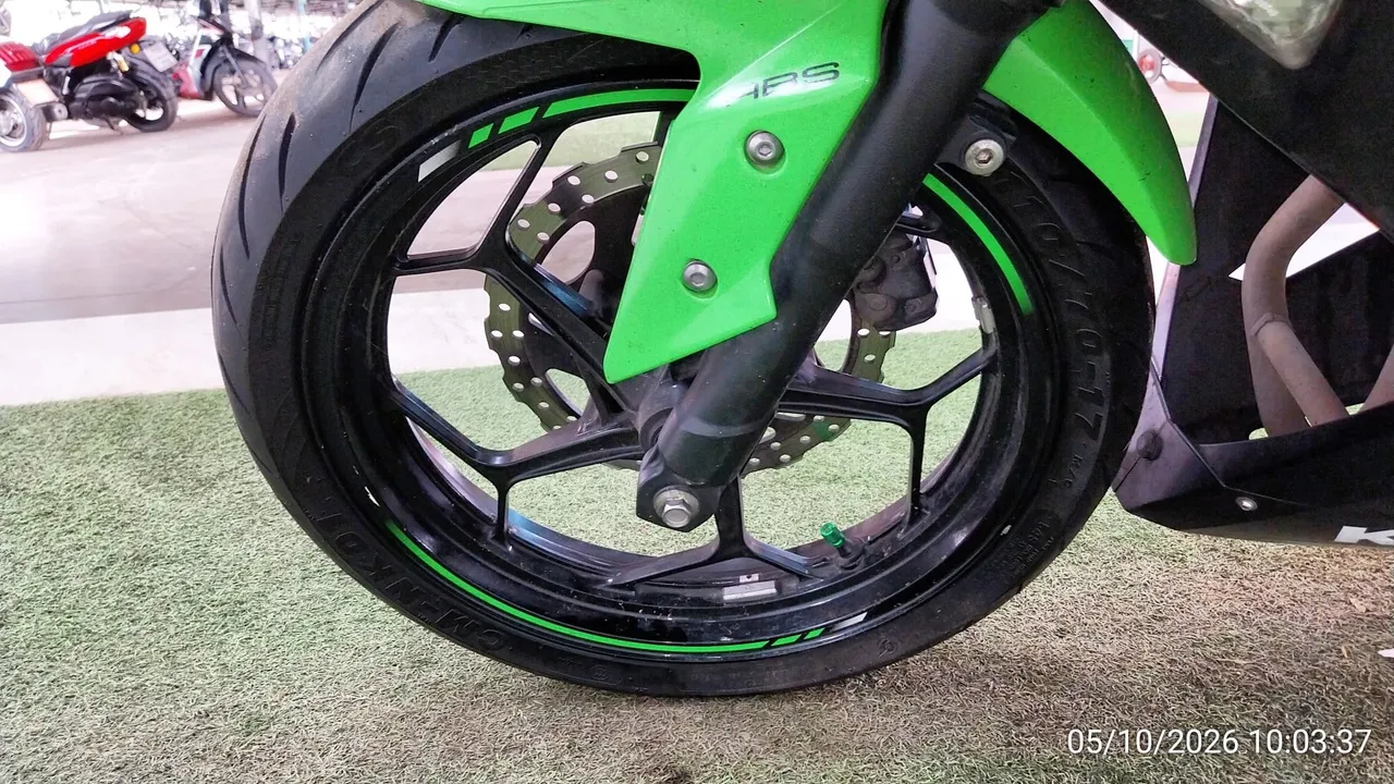 2016 Kawasaki Ninja 300 – 9