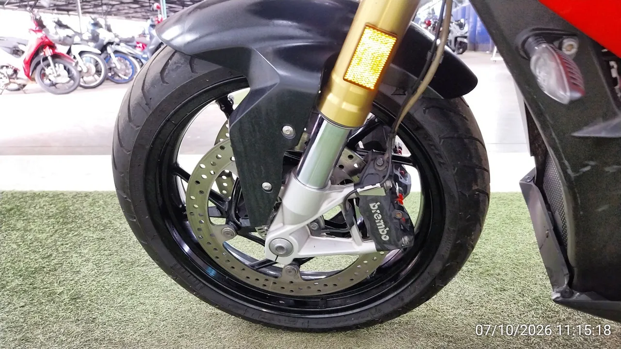 2016 BMW S1000 XR – 9