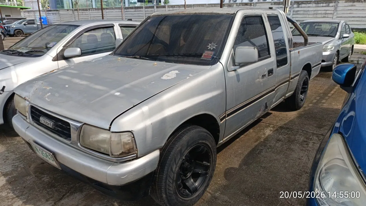1996 Isuzu TFR – 5