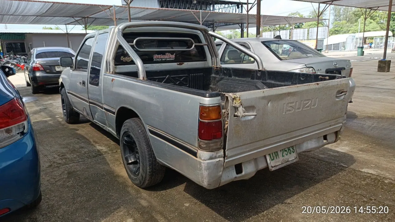 1996 Isuzu TFR – 6