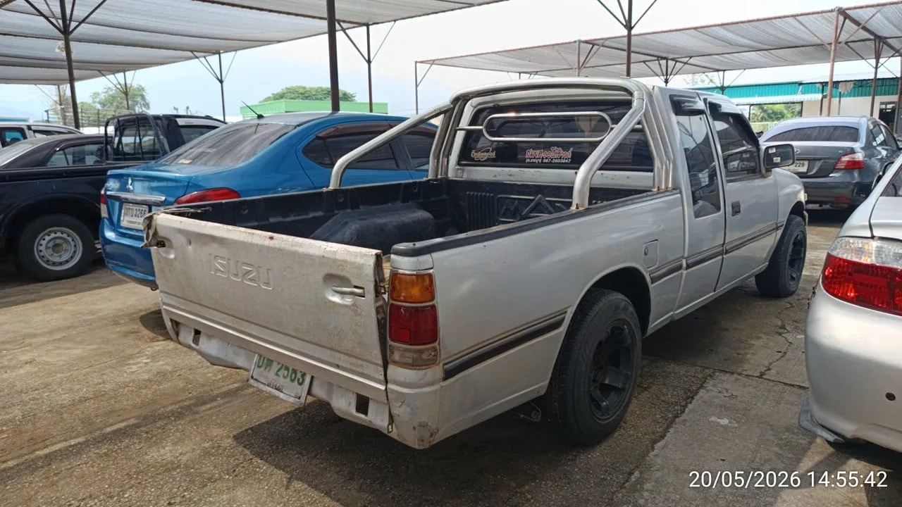 1996 Isuzu TFR – 8