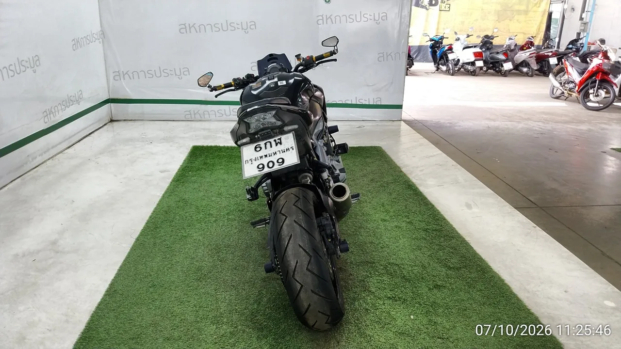 2017 Kawasaki Z900 – 5