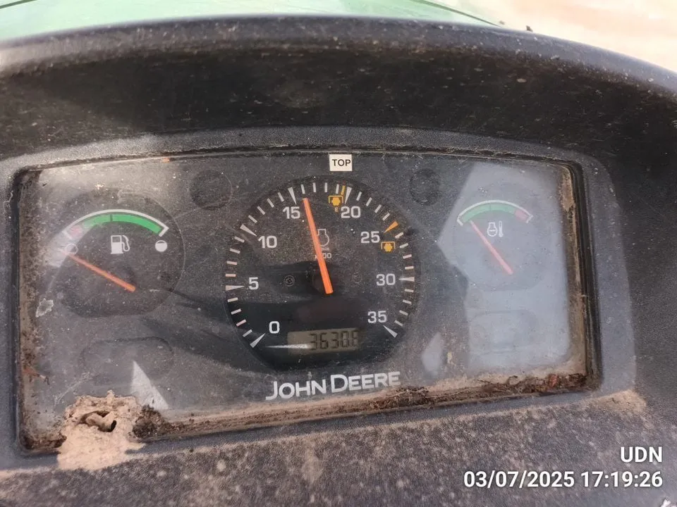 2016 John Deere 3036E – 12