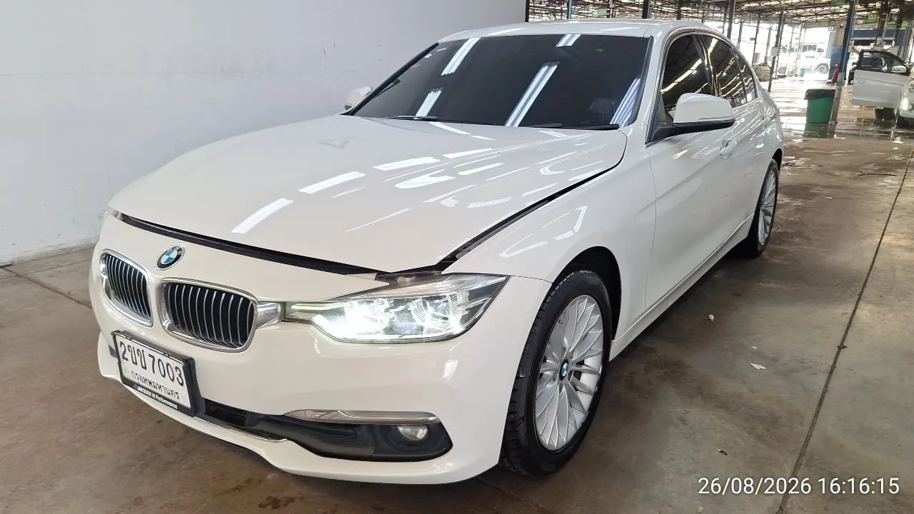 2017 BMW 3 Series – 3