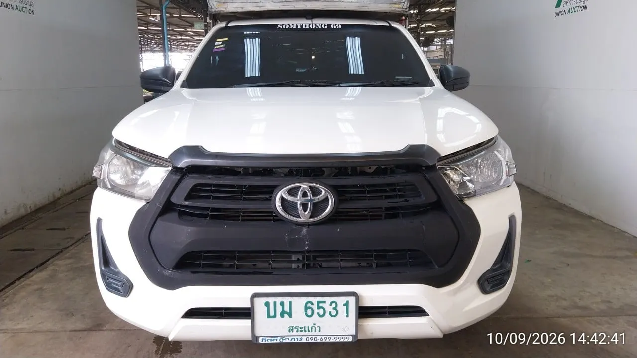 2020 Toyota Hilux Revo – 1