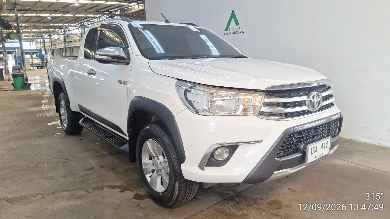 2015 Toyota Hilux Revo – 2