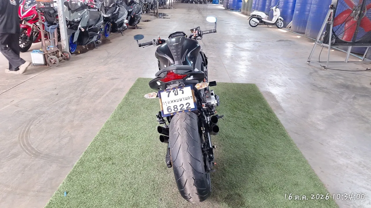 2015 Kawasaki Z1000 – 5