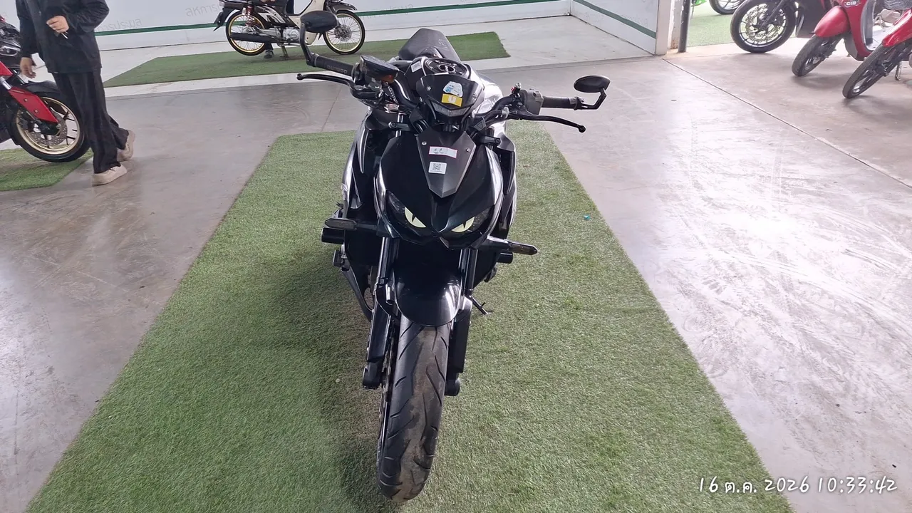 2015 Kawasaki Z1000 – 1