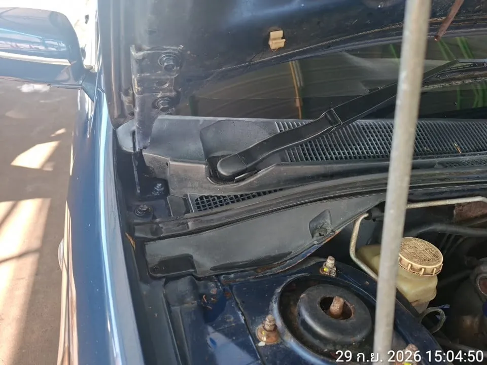 2004 Mitsubishi Lancer – 7