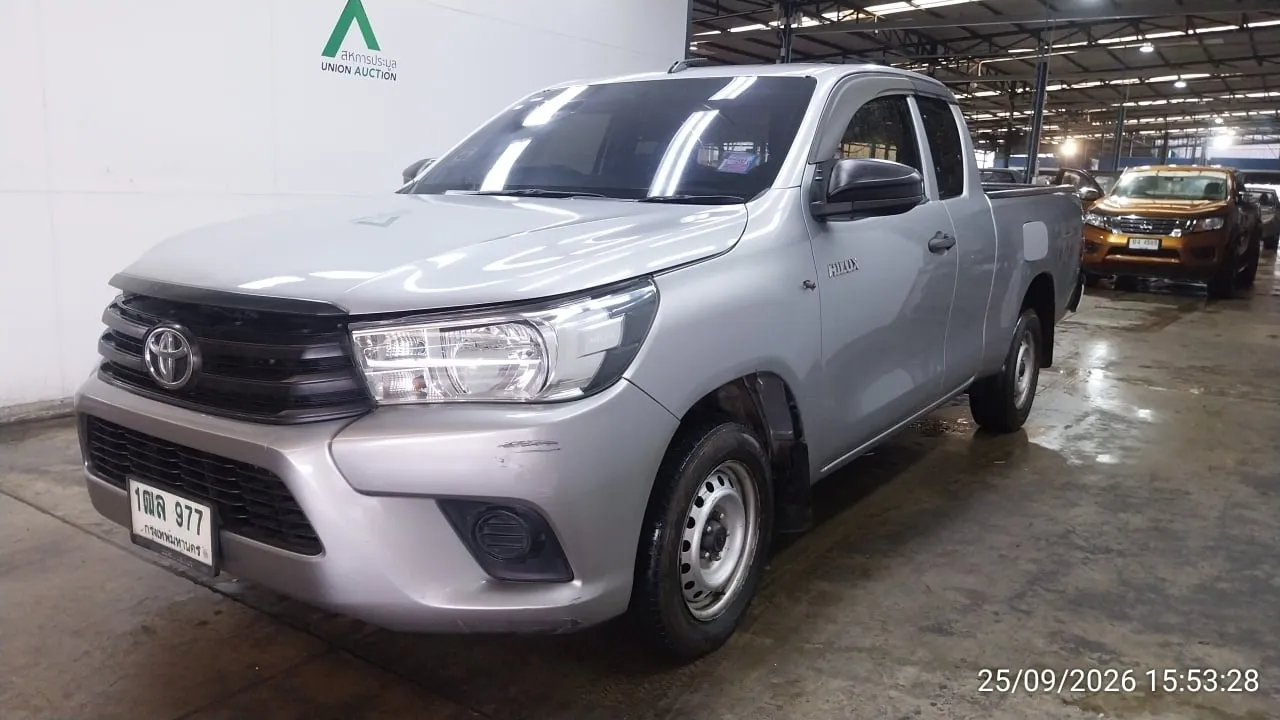 2016 Toyota Hilux Revo – 3