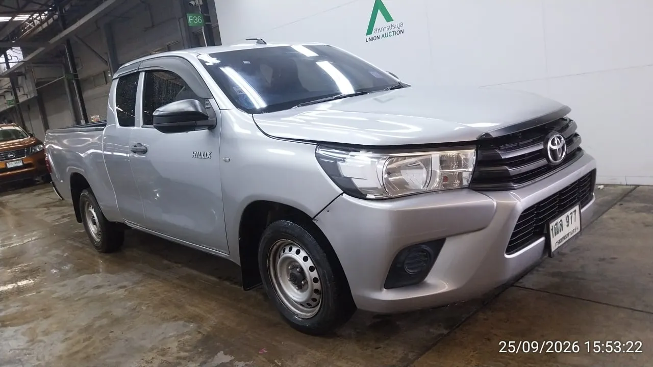 2016 Toyota Hilux Revo – 2