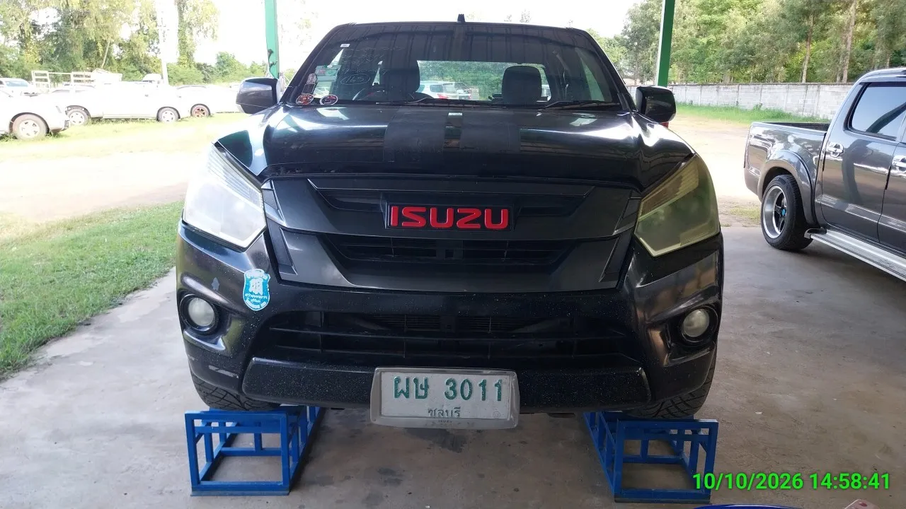 2016 Isuzu D-Max – 5