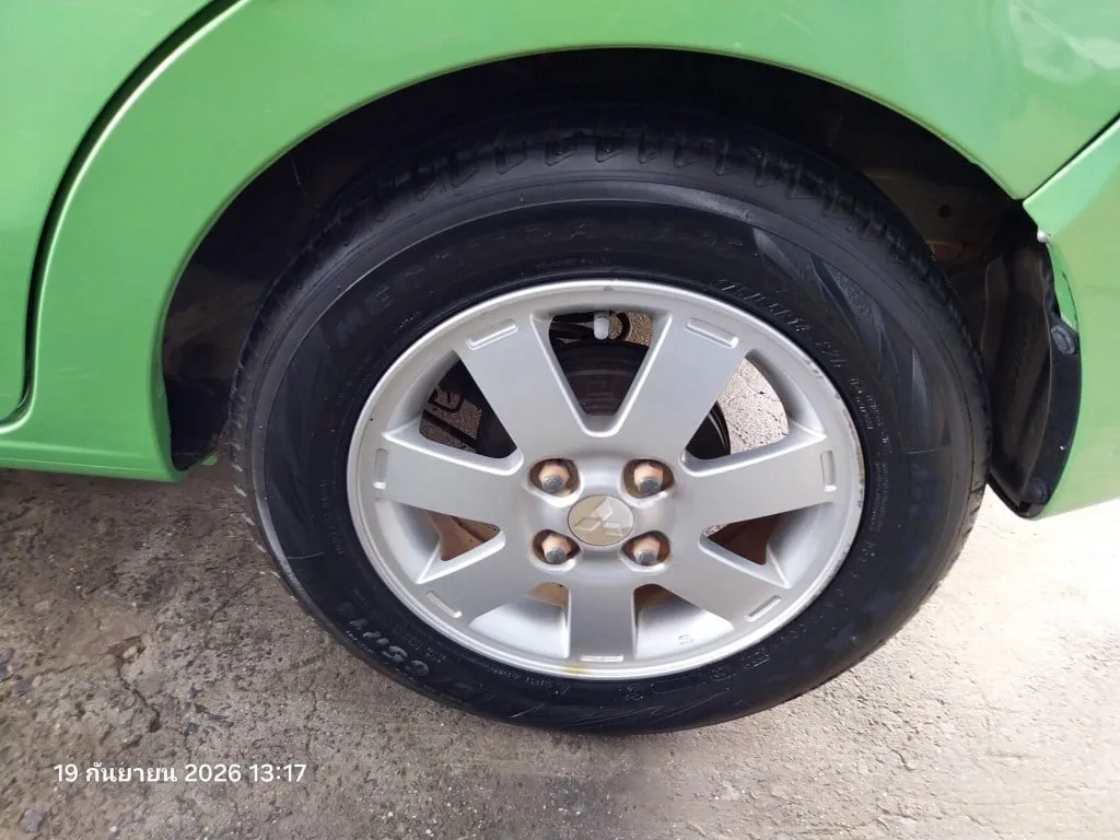 2012 Mitsubishi Mirage – 7