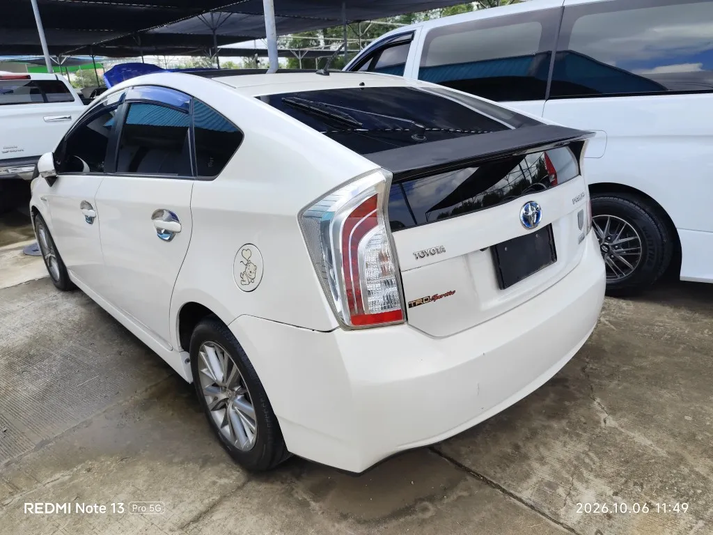2012 Toyota Prius – 5