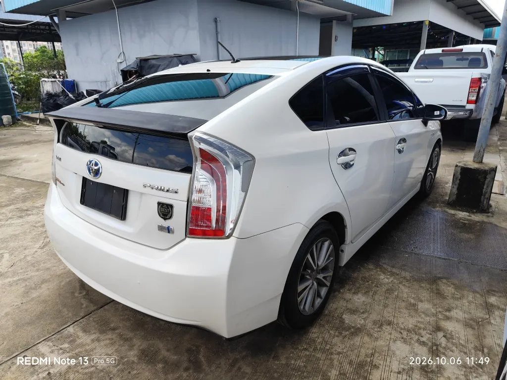 2012 Toyota Prius – 3