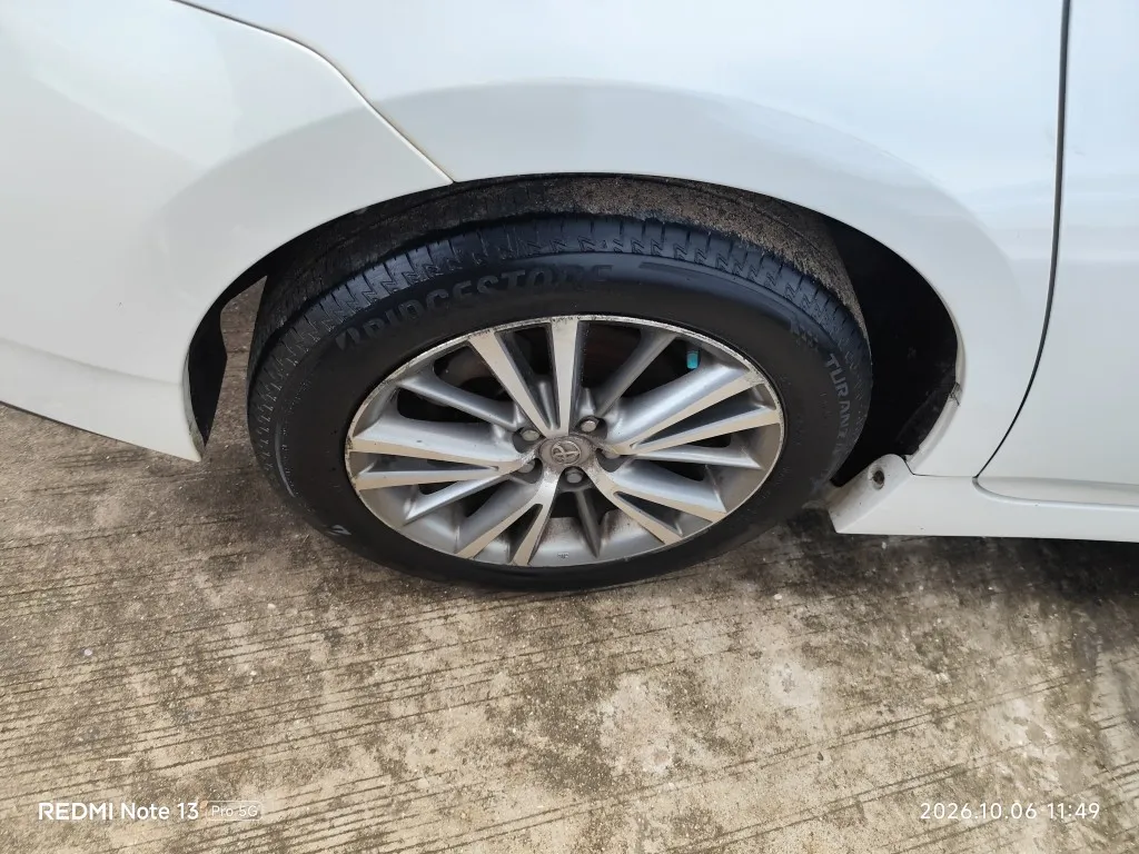 2012 Toyota Prius – 9