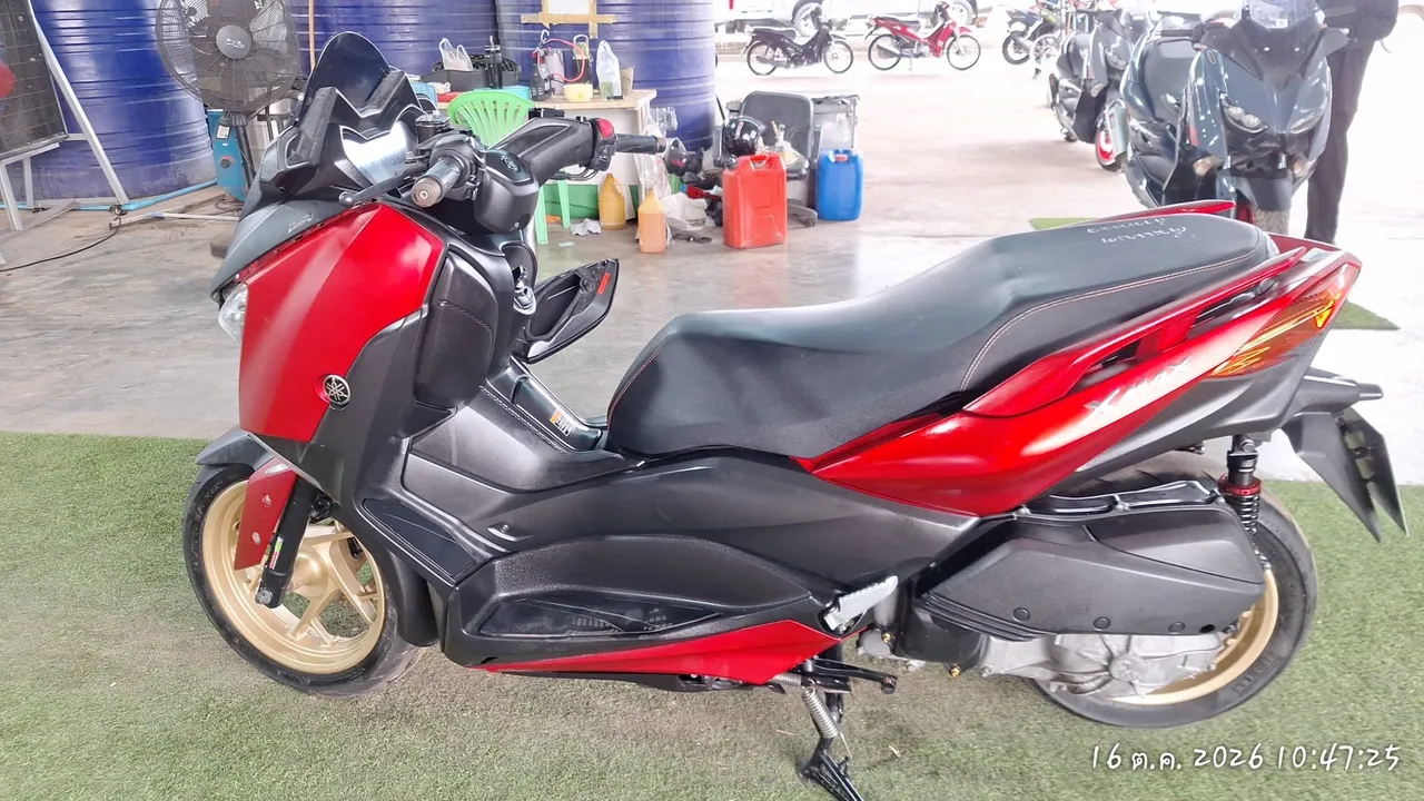 2020 Yamaha X-Max – 8