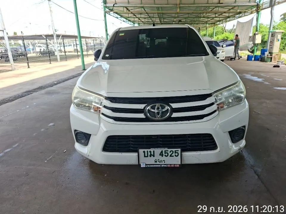 2017 Toyota Hilux Revo – 1