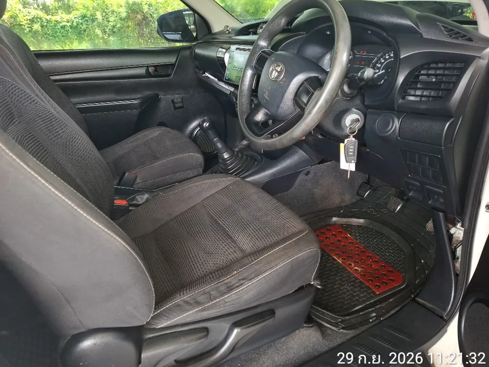 2017 Toyota Hilux Revo – 9