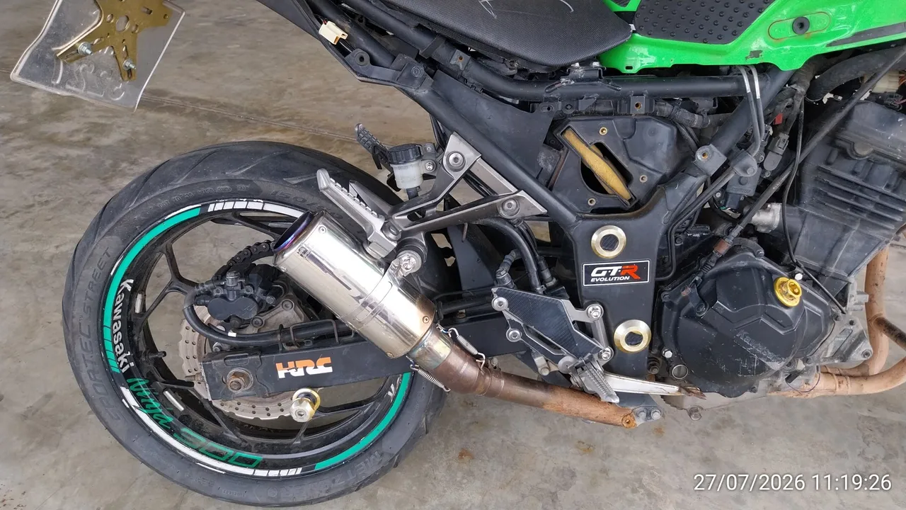 2014 Kawasaki Ninja 300 – 11