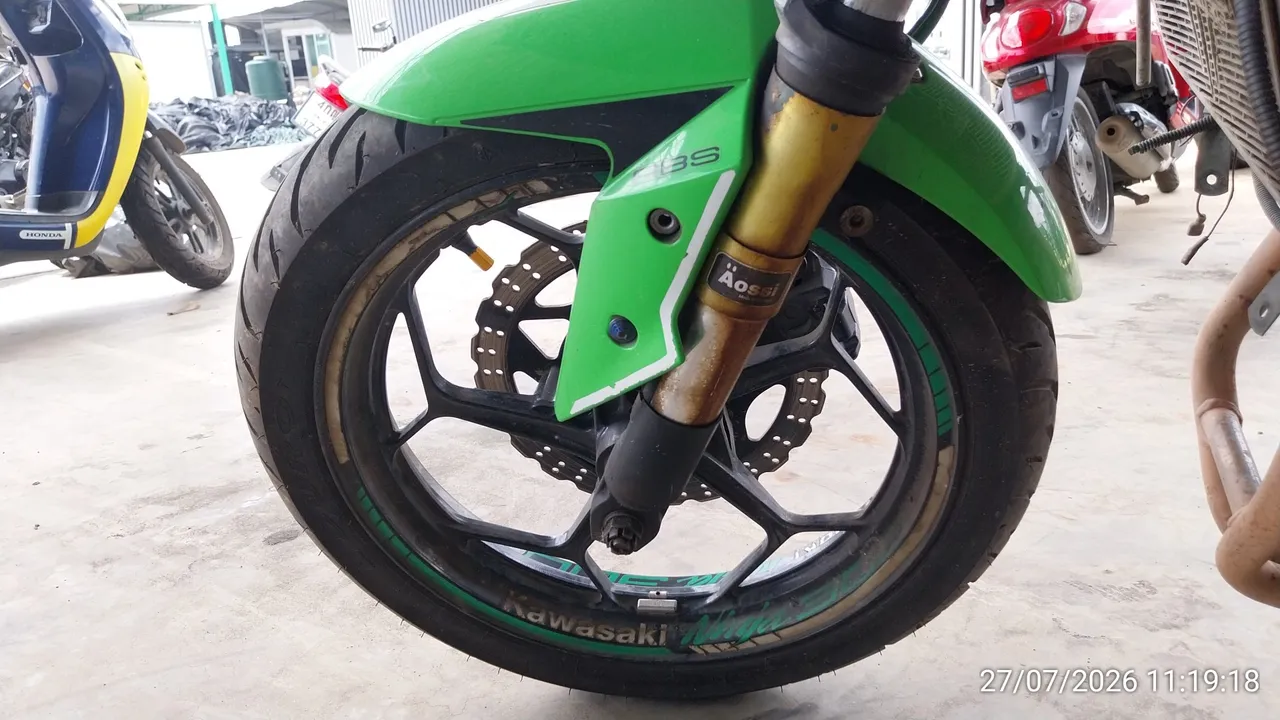 2014 Kawasaki Ninja 300 – 9
