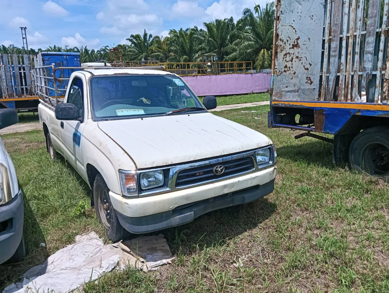 2000 Toyota Hilux Tiger – 4
