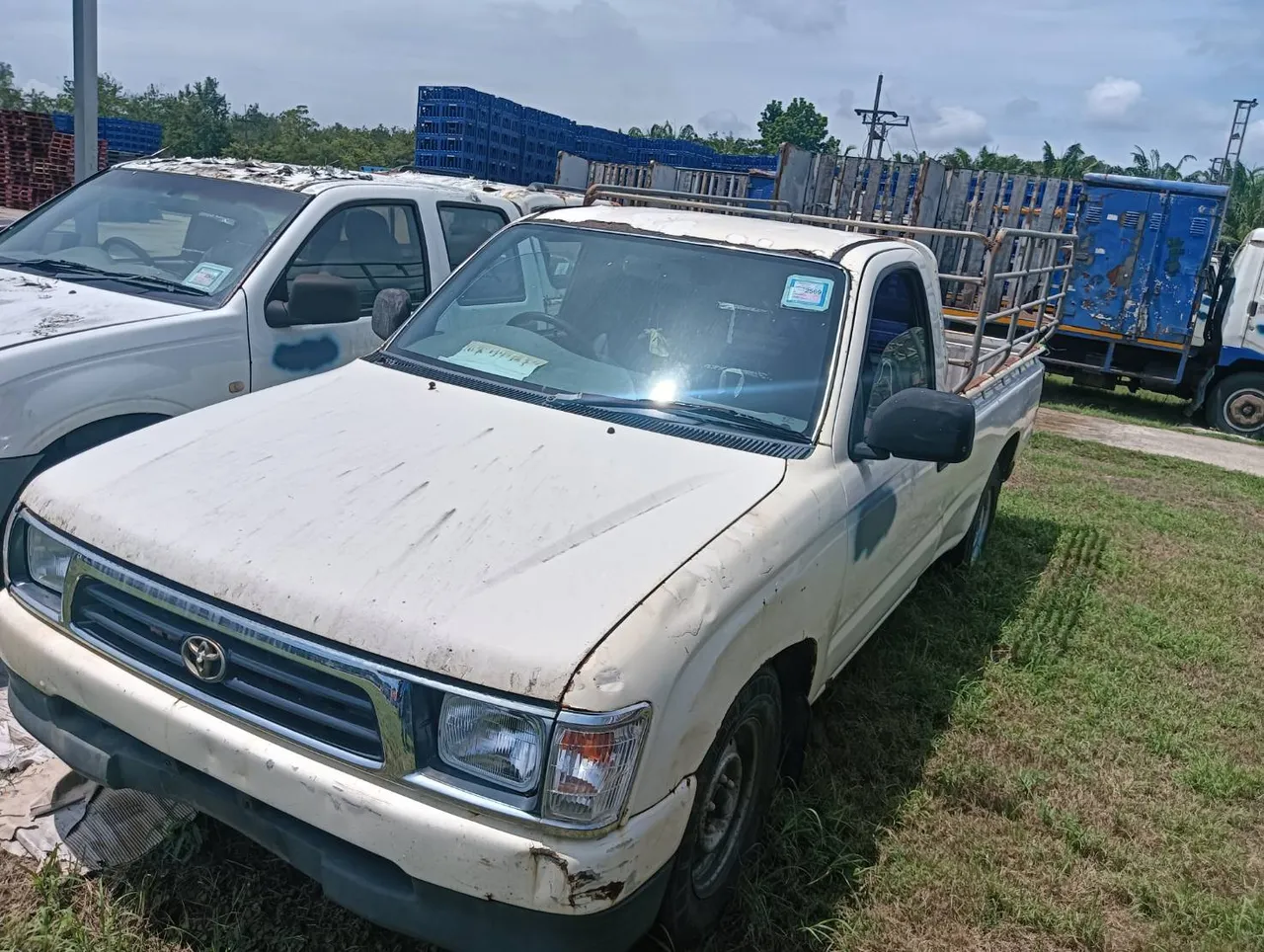 2000 Toyota Hilux Tiger – 1