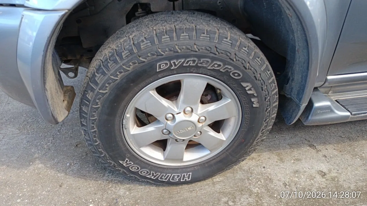 2005 Isuzu D-Max – 10