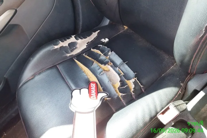 2011 Ford Fiesta – 12