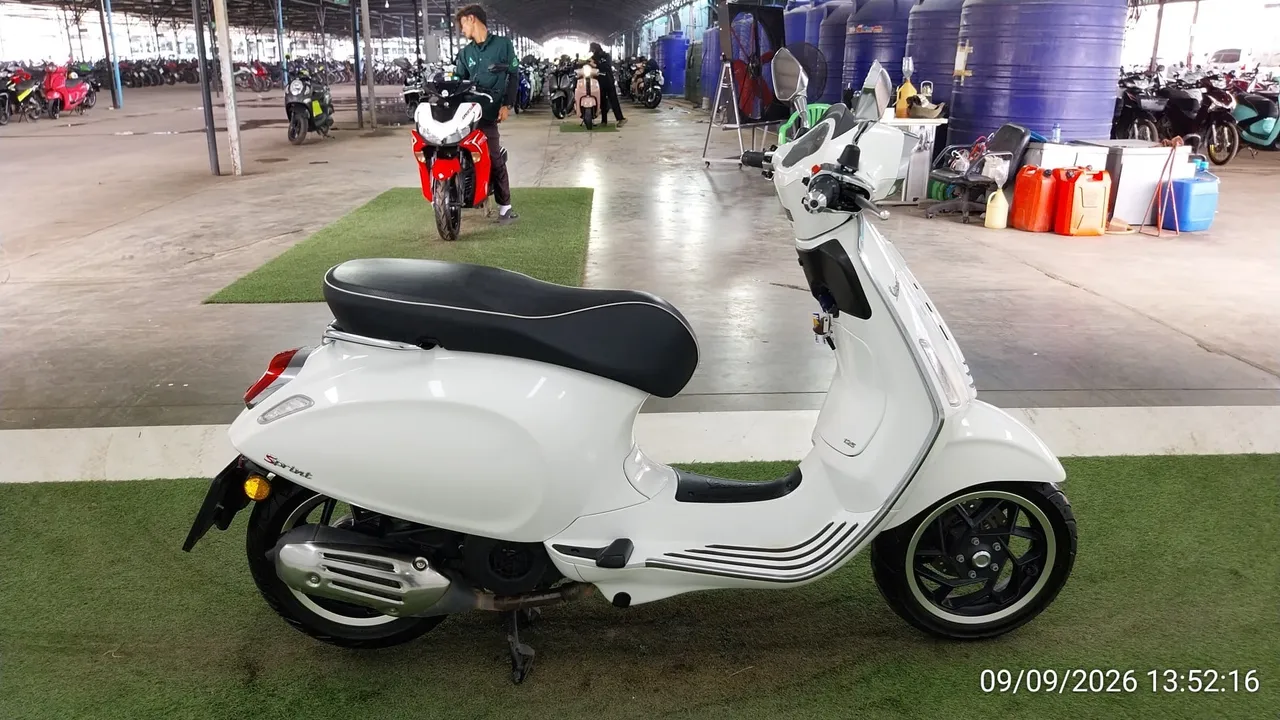 2025 Vespa Sprint – 3