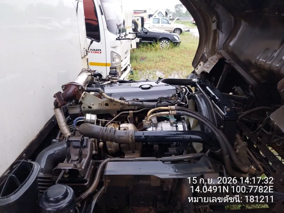 2010 Isuzu NQR – 7