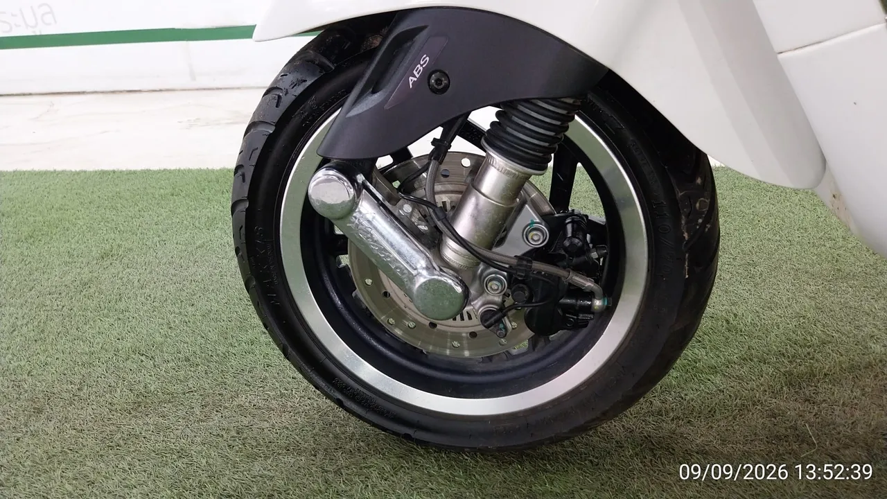 2025 Vespa Sprint – 9