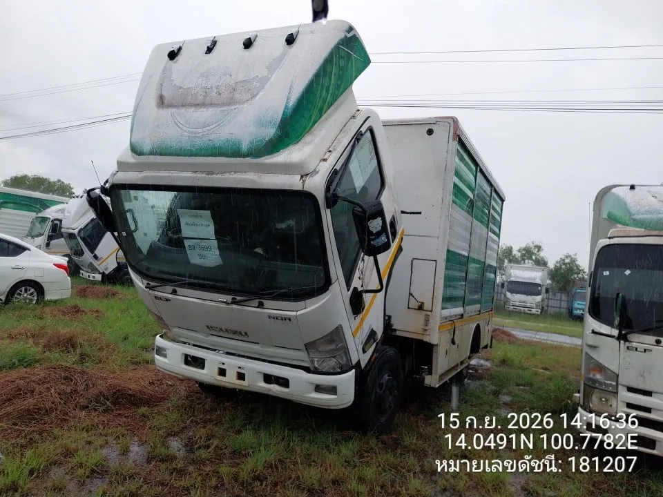 2010 Isuzu NQR – 3