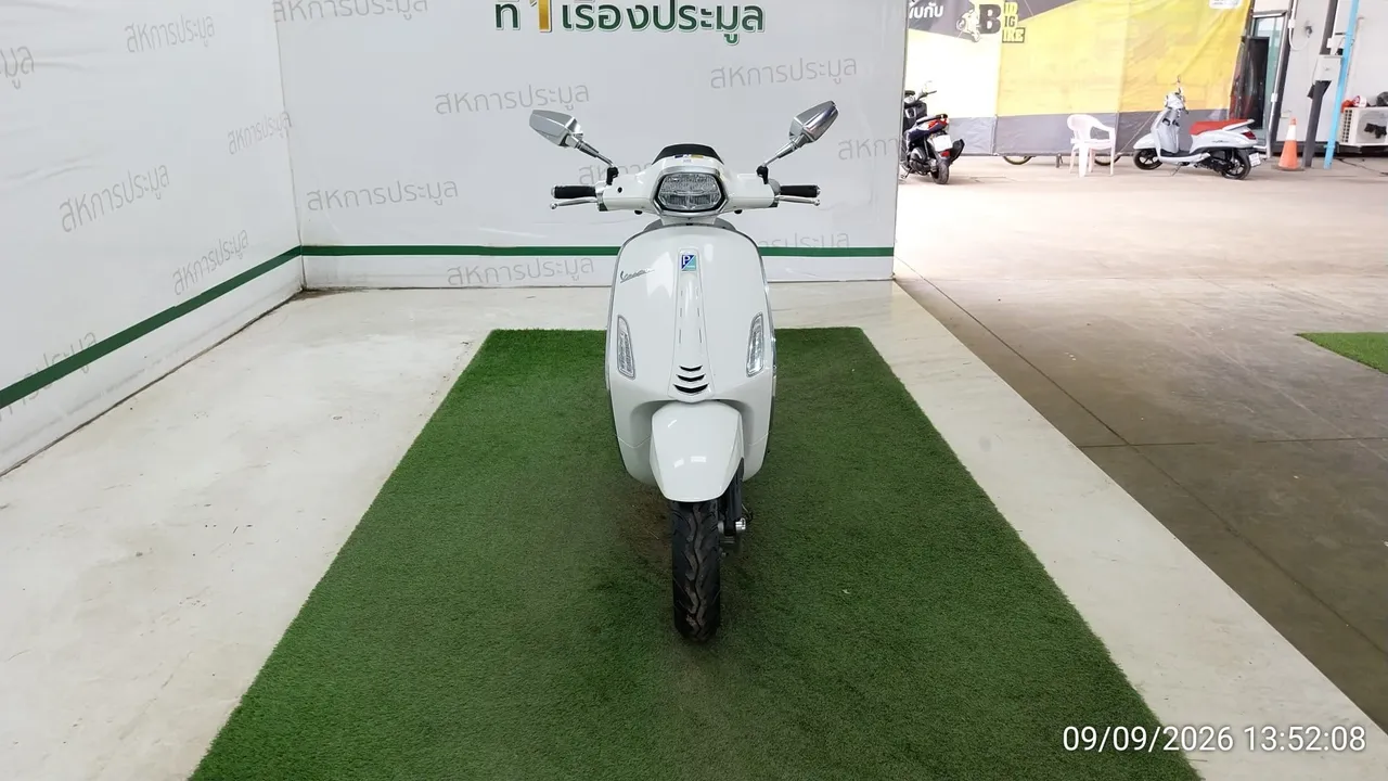 2025 Vespa Sprint – 1
