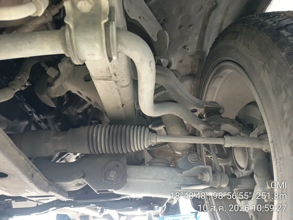 2005 Toyota Hilux Vigo – 7