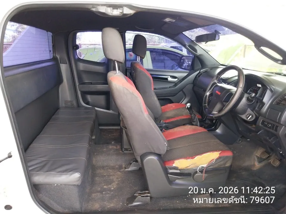 2012 Isuzu D-Max – 8