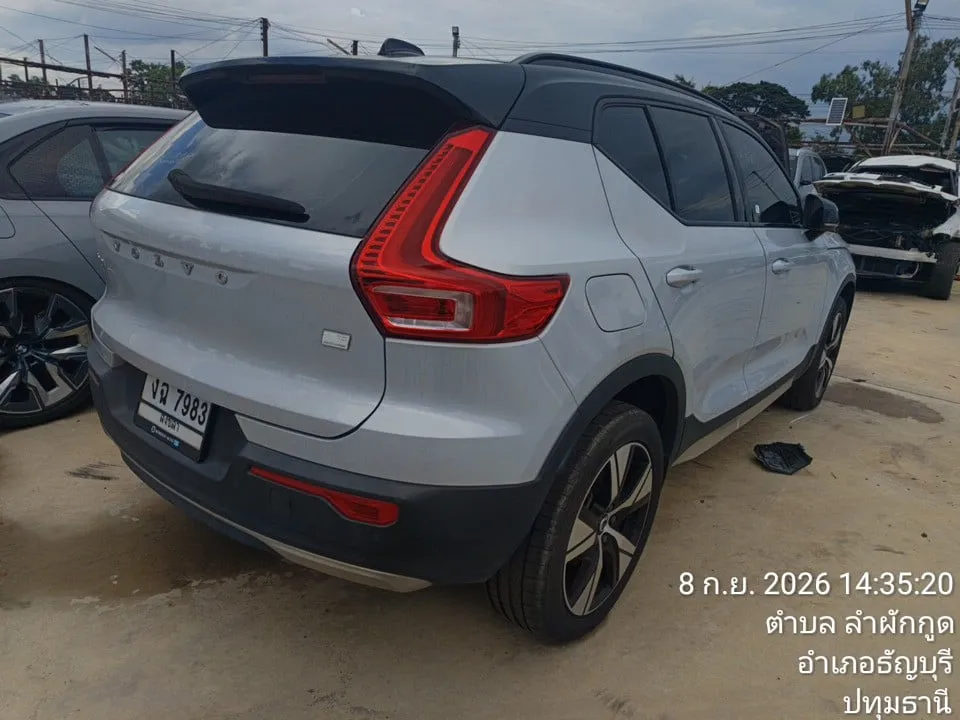 2022 Volvo XC40 – 8