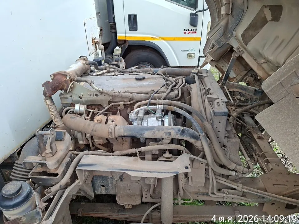 2011 Isuzu NQR – 8