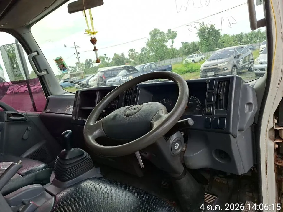 2011 Isuzu NQR – 5