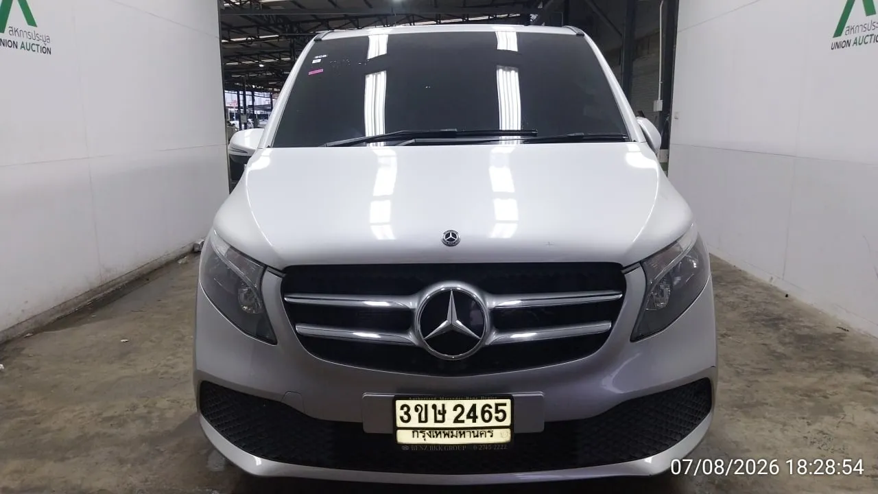 2019 Mercedes-Benz V-Class – 1