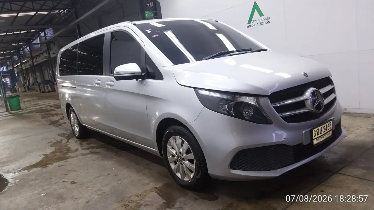 2019 Mercedes-Benz V-Class – 2