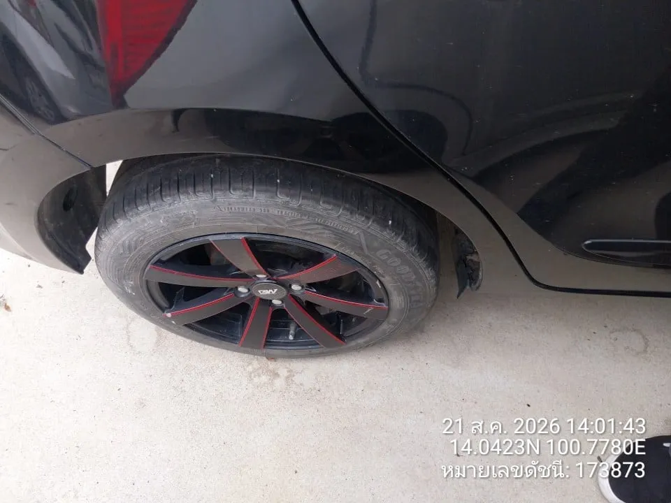 2014 Toyota Yaris – 12
