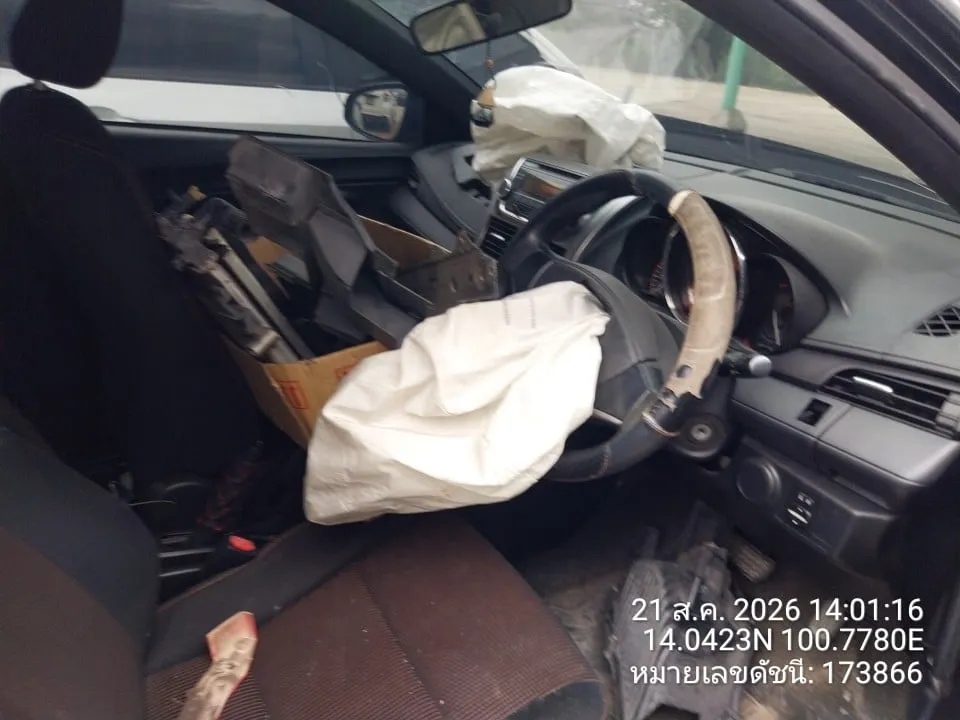 2014 Toyota Yaris – 5