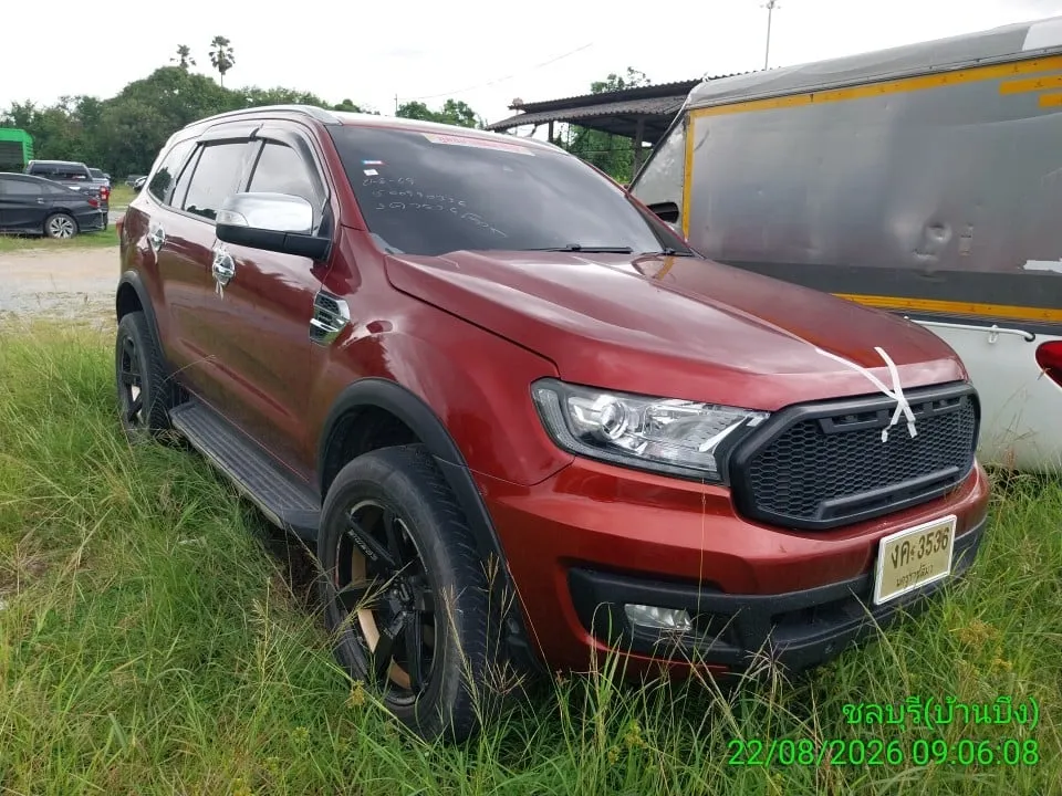 2019 Ford Everest – 8