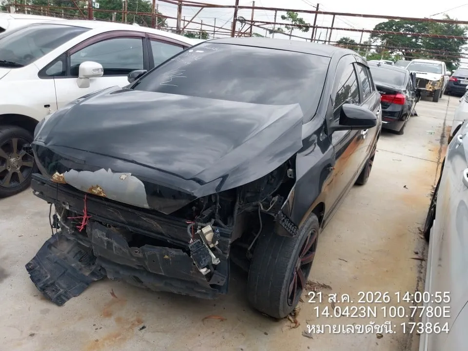 2014 Toyota Yaris – 3