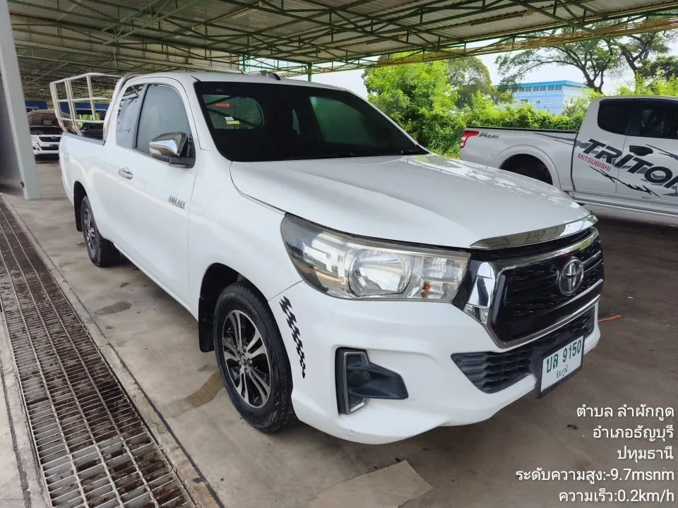 2016 Toyota Hilux Revo – 2