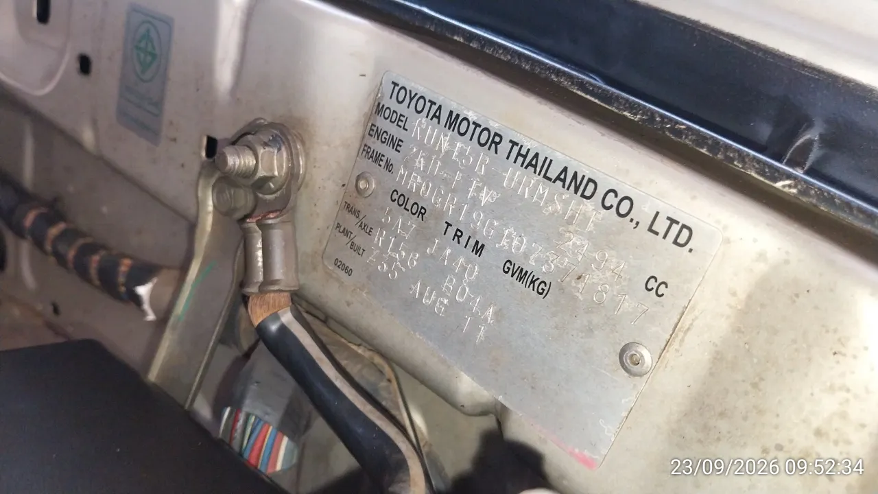2011 Toyota Hilux Vigo – 10