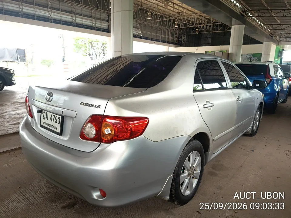 2010 Toyota Corolla Altis – 5