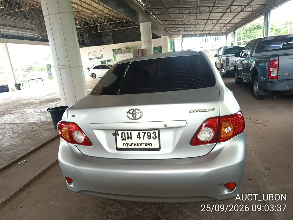 2010 Toyota Corolla Altis – 6